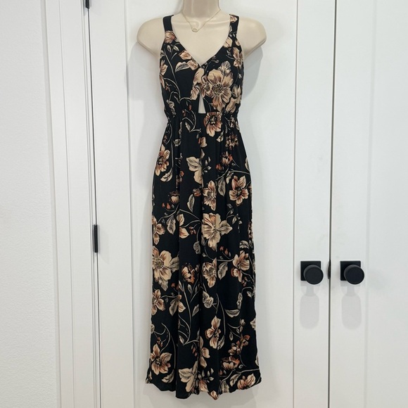 Saltwater Luxe Floral Jumpsuit Cropped Wide Leg Black Small Boho Hippie Beachy - Picture 5 of 12